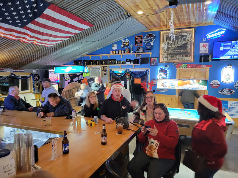 /pictures/CT Bus Bar-Hopping 2023/20231202_170011.jpg